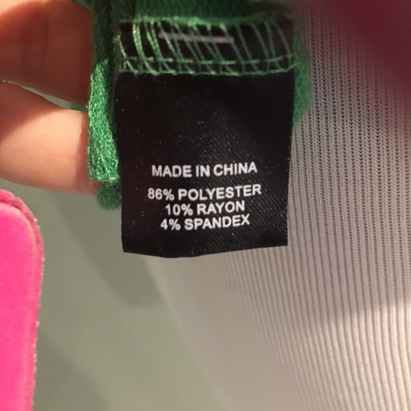 NWOT Drew XS Kelly Green Ruffle Top - Picture 6 of 6